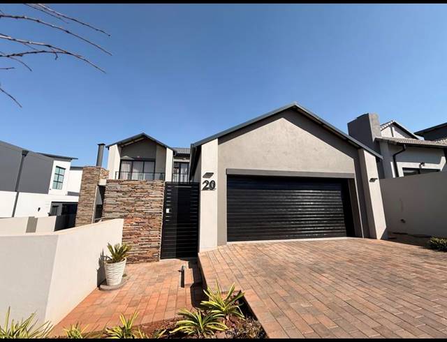4 BEDROOM HOUSE FOR SALE IN FOUNTAINBROOK ESTATE
